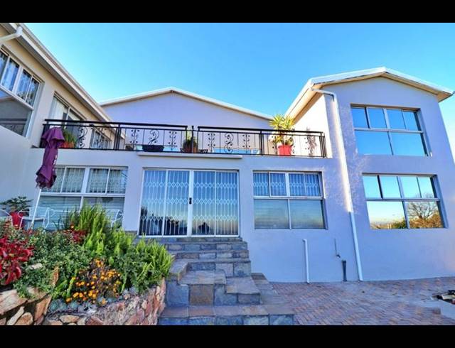 3 BEDROOM HOUSE FOR SALE IN SUNNYRIDGE